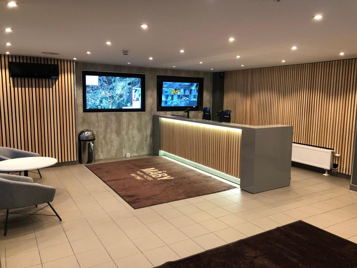 Maby Park Hotel Arlanda Bagian luar foto
